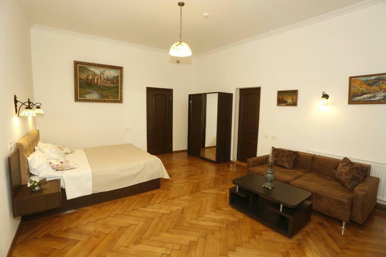 Old - Gold Gala Daire Tiflis Dış mekan fotoğraf